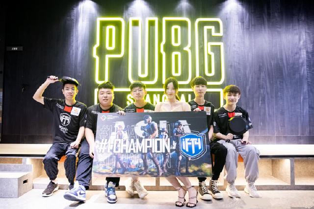 传球选择显 传球选择显