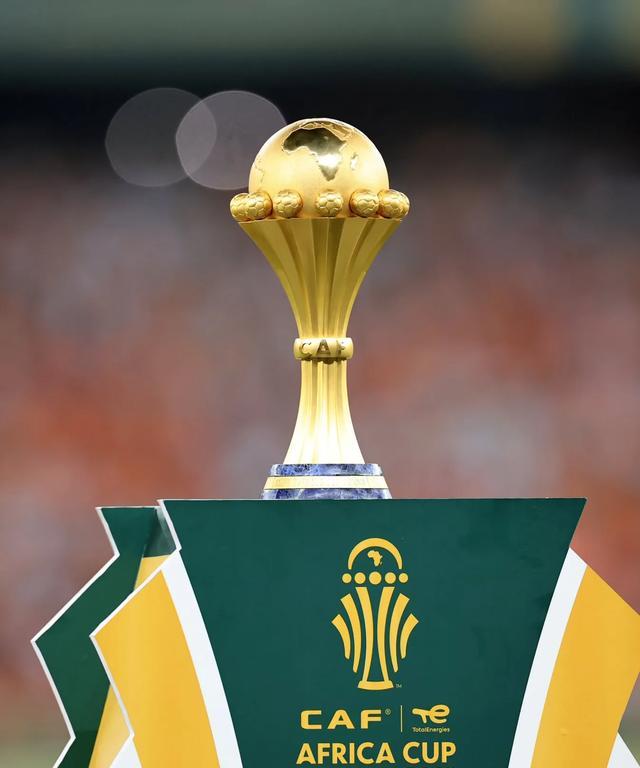 场被前两脚 场被前两脚